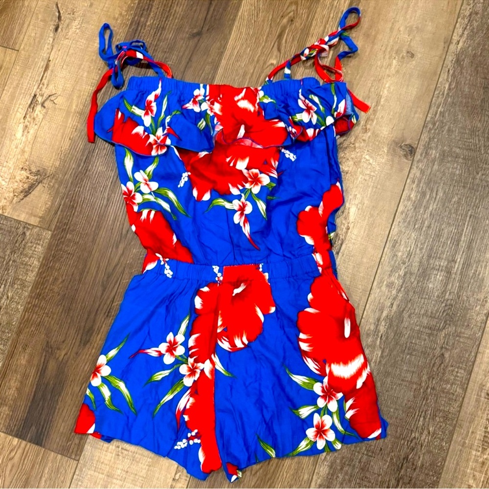Red and Blue Floral Romper - Picture 6 of 8